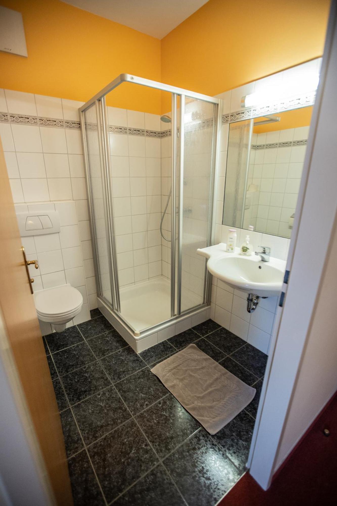 באד שאלנבאך Hotel Stadt Wien מראה חיצוני תמונה