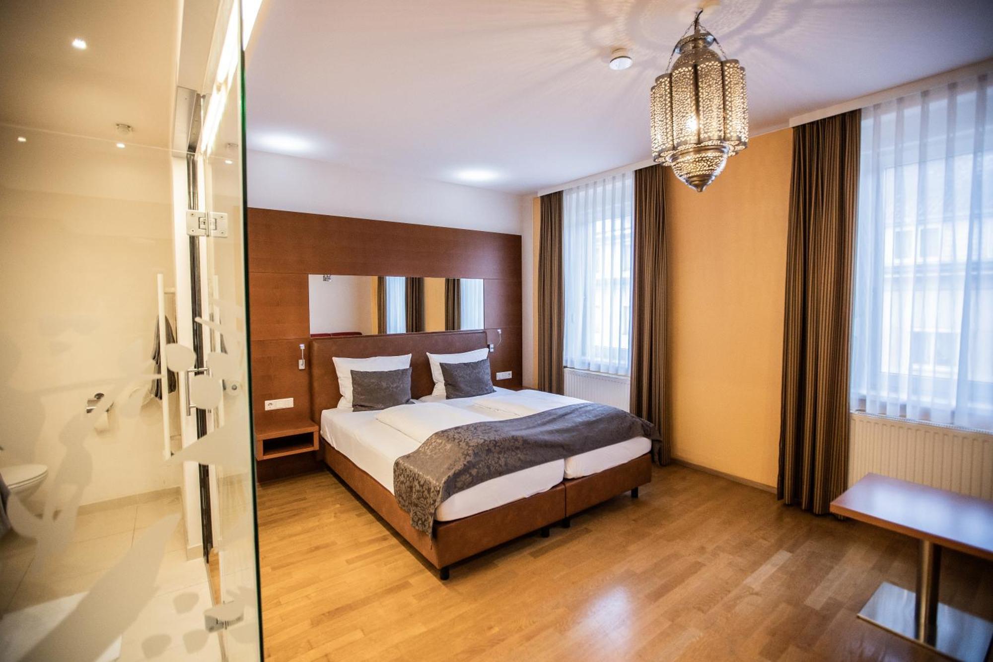 באד שאלנבאך Hotel Stadt Wien מראה חיצוני תמונה