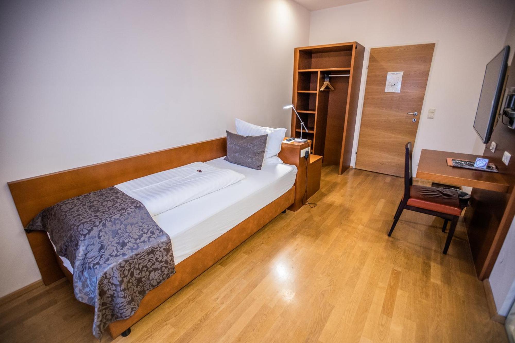 באד שאלנבאך Hotel Stadt Wien מראה חיצוני תמונה